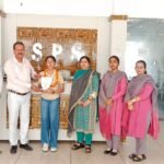 सीवन पब्लिक स्कूल में मेधावी विद्यार्थियों का सम्मान